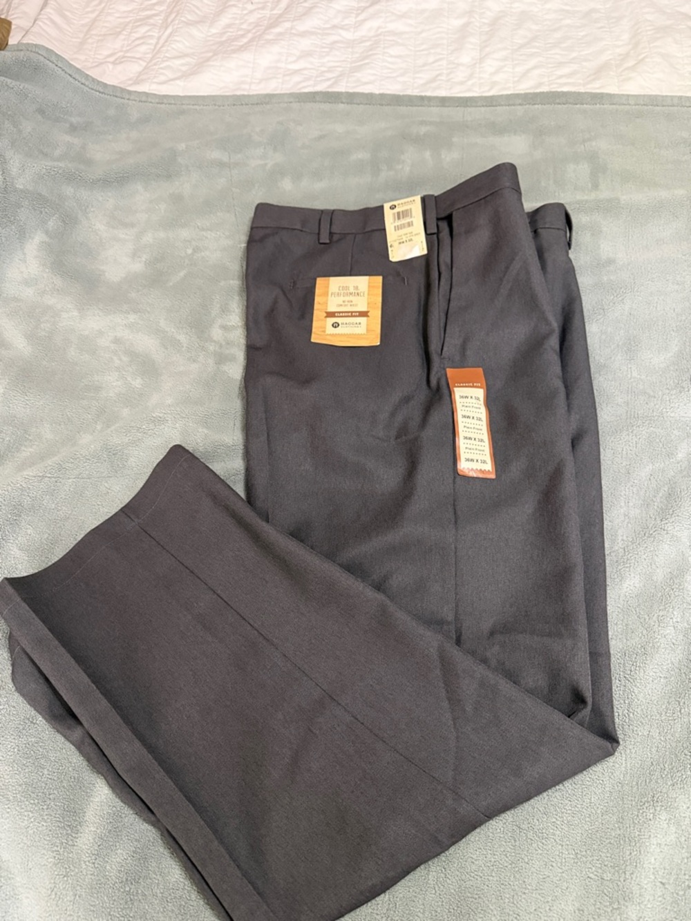 Haggar Men's Dark Charcoal Flat-Front Dress Pants